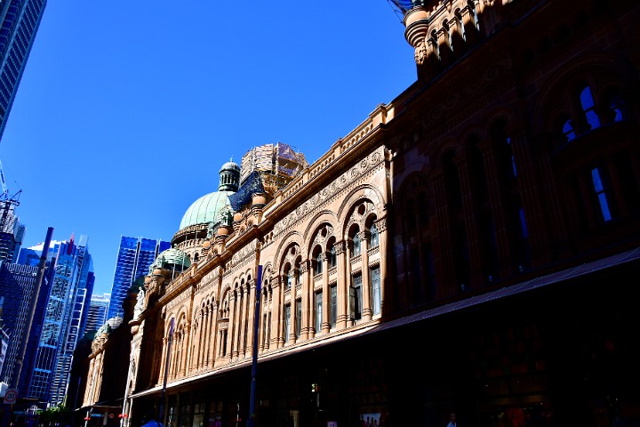 Shadows and Light on the Queen Victoria Building